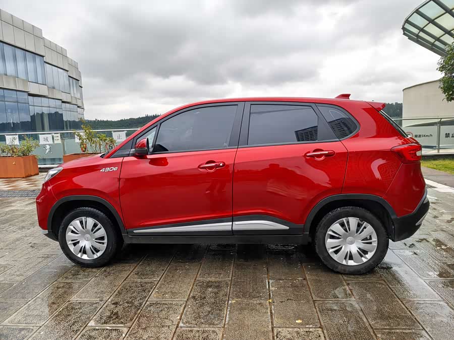 哪吒汽车 哪吒N01 2021 #23 哪吒汽车 哪吒N01 2021 汽车图片 #23