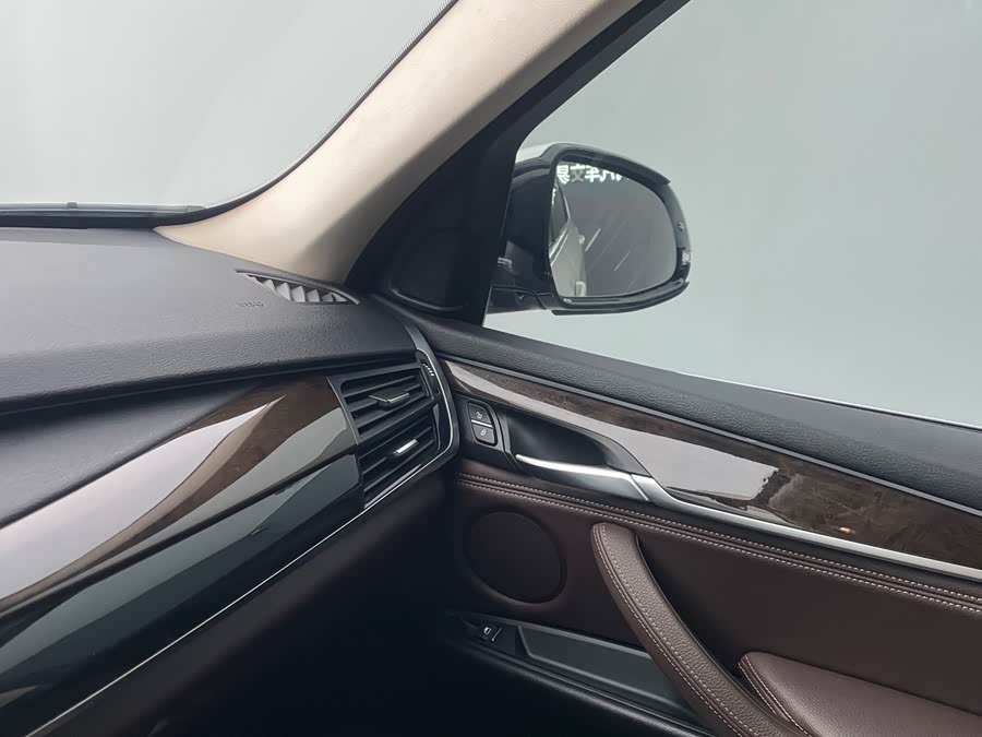 BMW X5 (Imported) 2018 immagine di auto #23