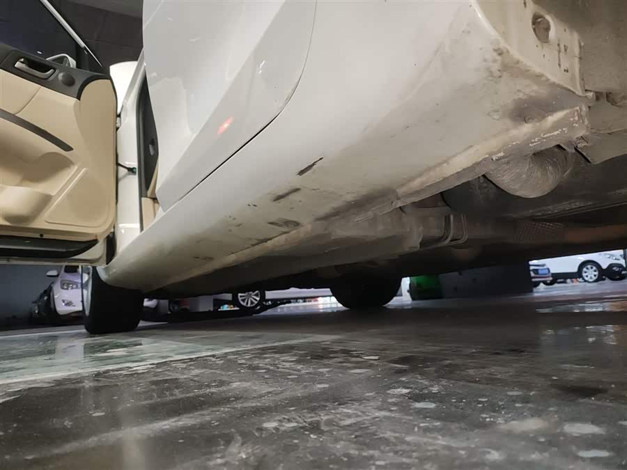 GEELY Emgrand Classic 2014 imagem de carro #23