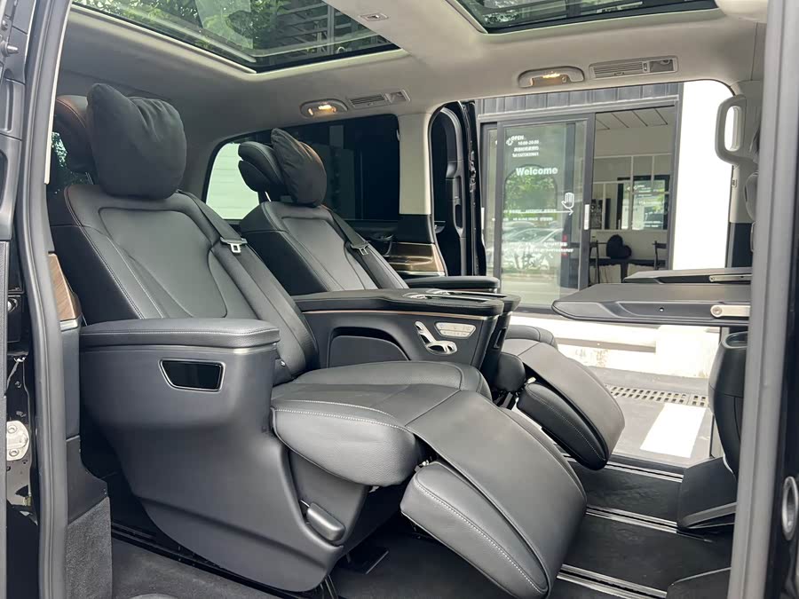 Mercedes-Benz V Class 2022 #23 Mercedes-Benz V Class 2022 car image #23