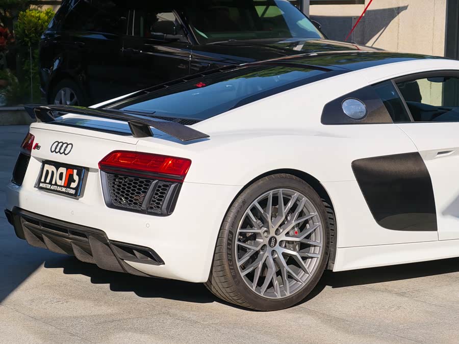 Audi R8 2017 immagine di auto #23