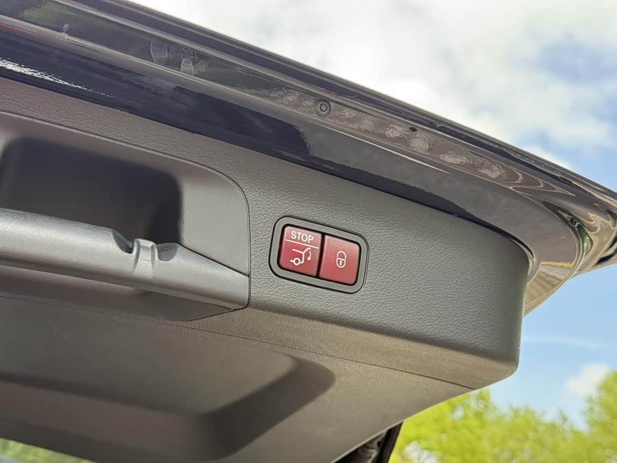 Mercedes-Benz GLS Class 2021 #23 Mercedes-Benz GLS Class 2021 car image #23