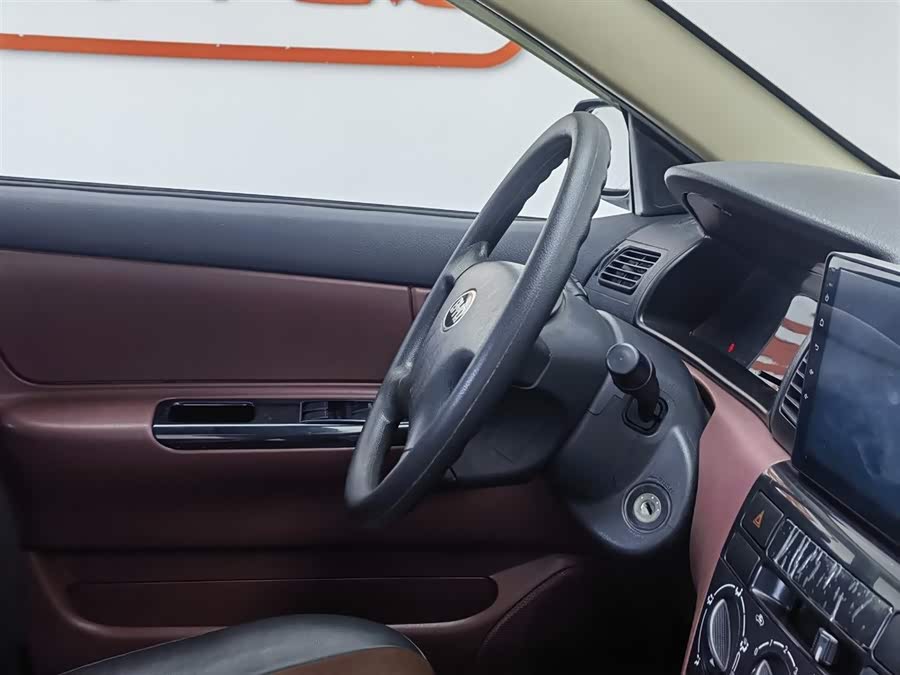 BYD F3 2018 immagine di auto #23