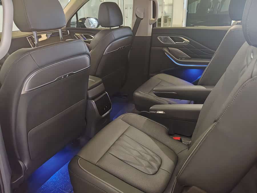 HongQi HS7 PHEV 2024 #23 HongQi HS7 PHEV 2024 car image #23