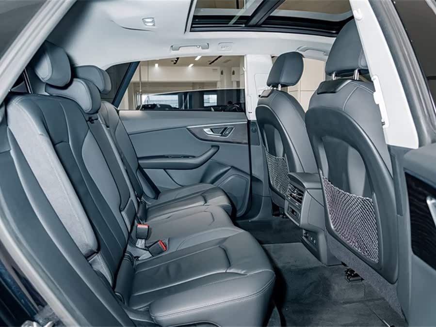 Audi Q8 2021 #23 Audi Q8 2021 car image #23