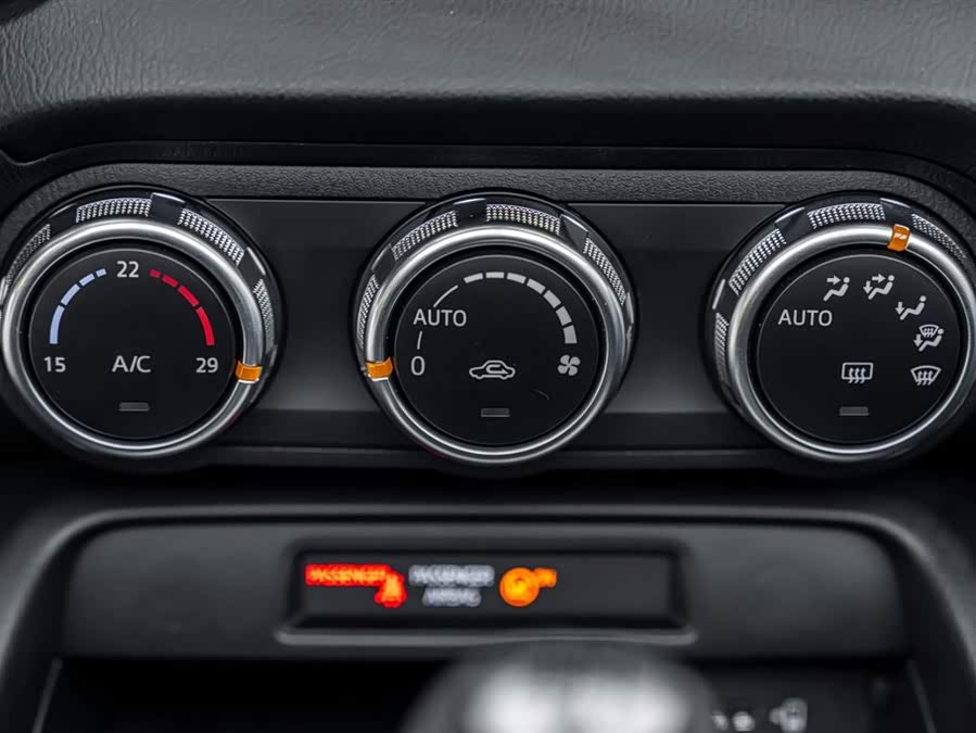 GEELY Monjaro MHEV 2023 #23 GEELY Monjaro MHEV 2023 car image #23