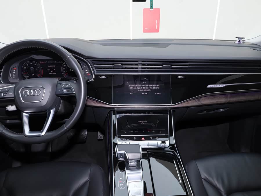 Audi Q8 2021 #23 Audi Q8 2021 car image #23