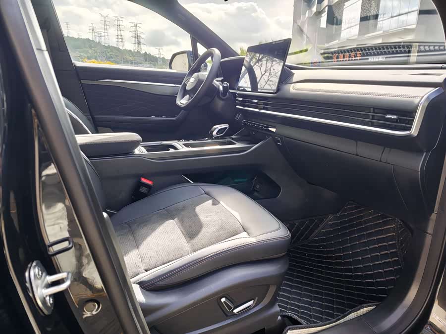 GEELY Okavango L 2025 immagine di auto #23