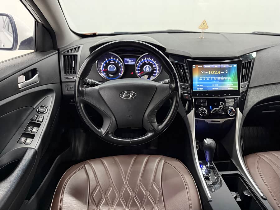 Hyundai Sonata 2016 car image #23