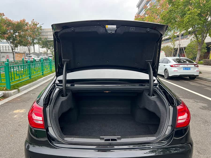 HongQi H7 2019 #23 HongQi H7 2019 car image #23