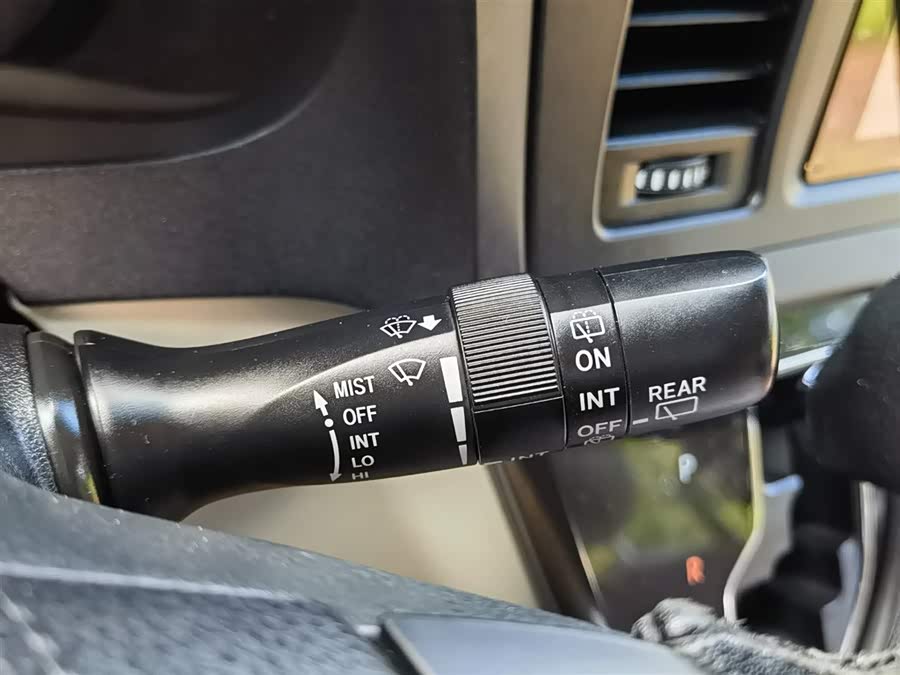 Toyota SIENNA 2018 car image #23