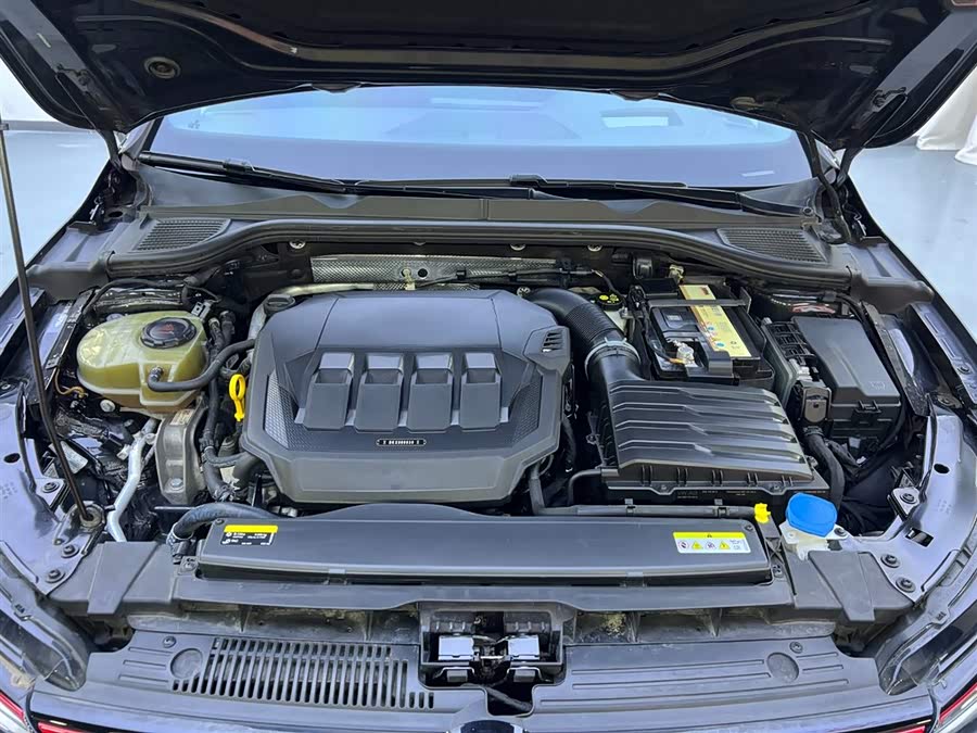 Volkswagen GolfGTI 2022 #23 Volkswagen GolfGTI 2022 car image #23