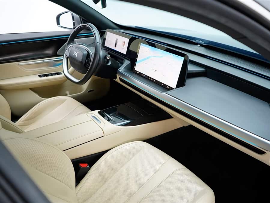 小鹏 小鹏P7 2021 汽车图片 #23