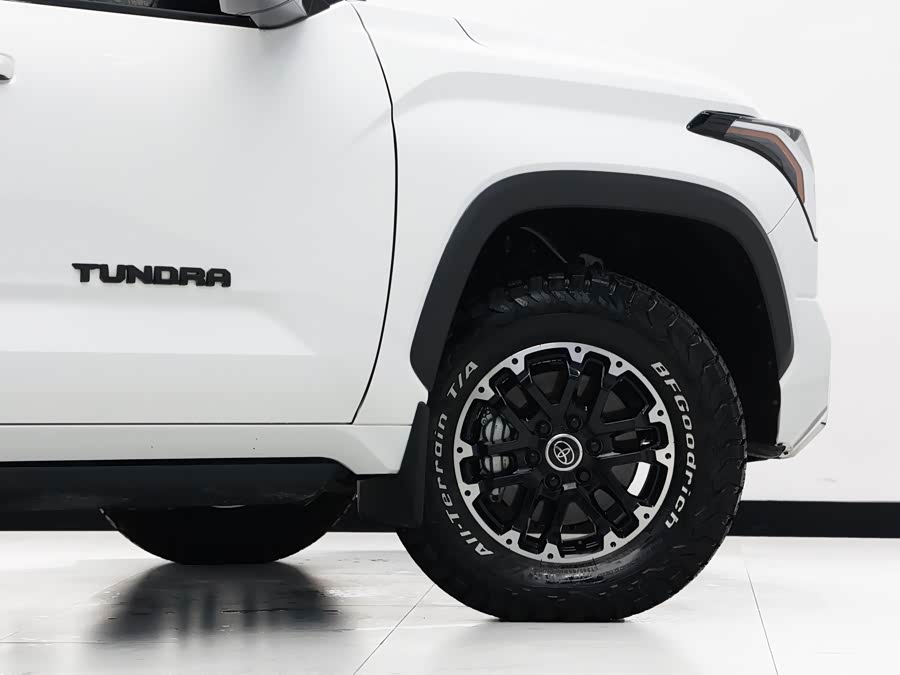 Toyota Tundra 2024 immagine di auto #23