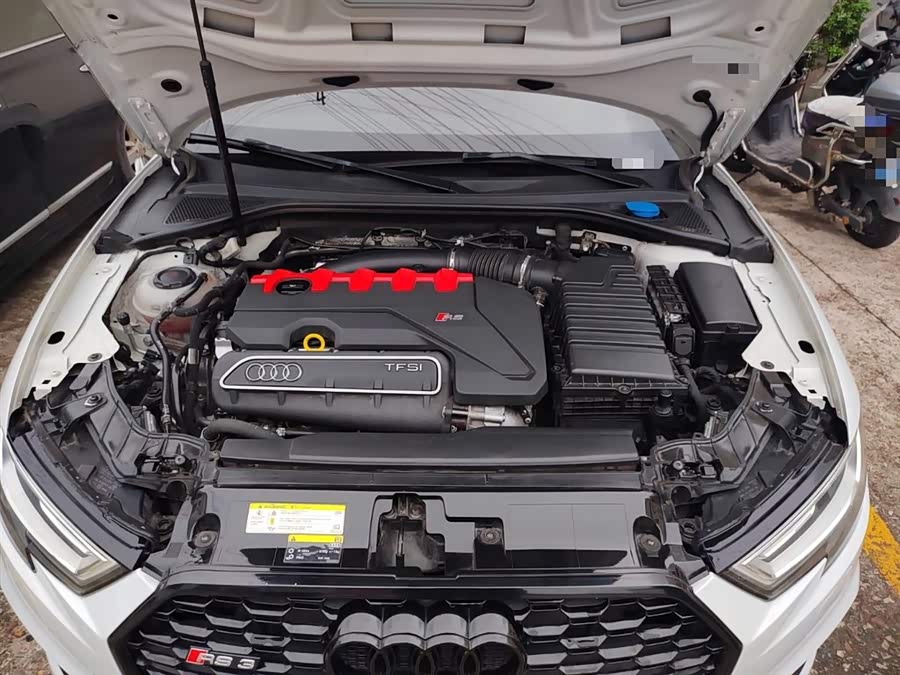 Audi RS 3 2018 car image #23