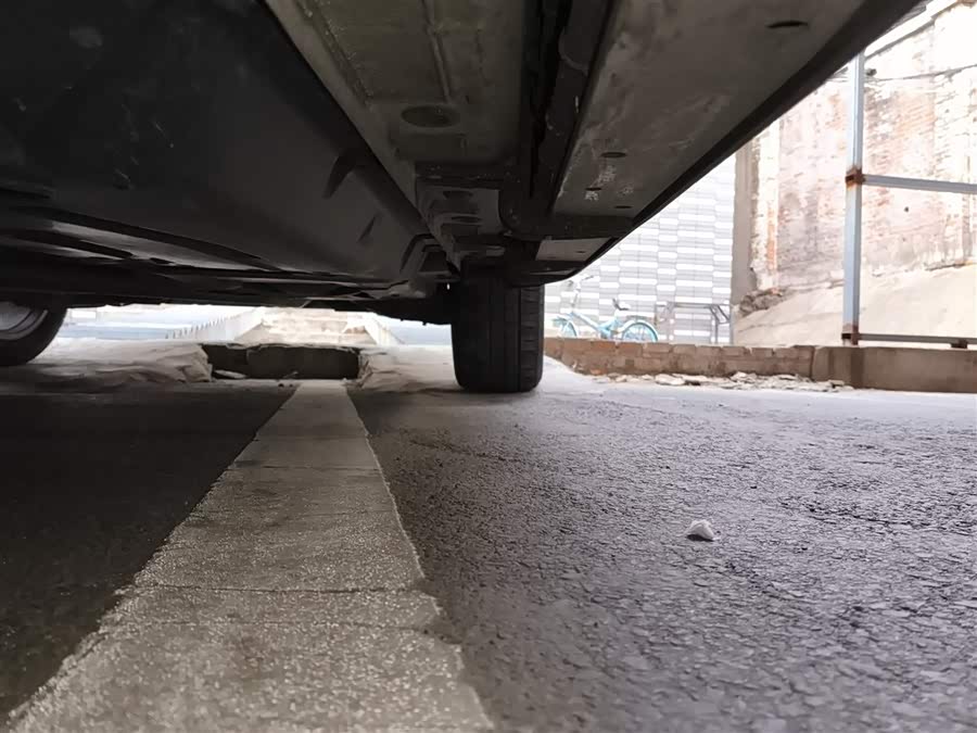 Haval H8 2017 car image #23