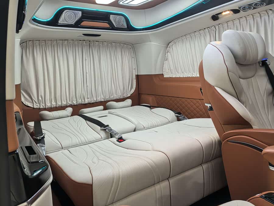 Mercedes-Benz V Class 2023 car image #23