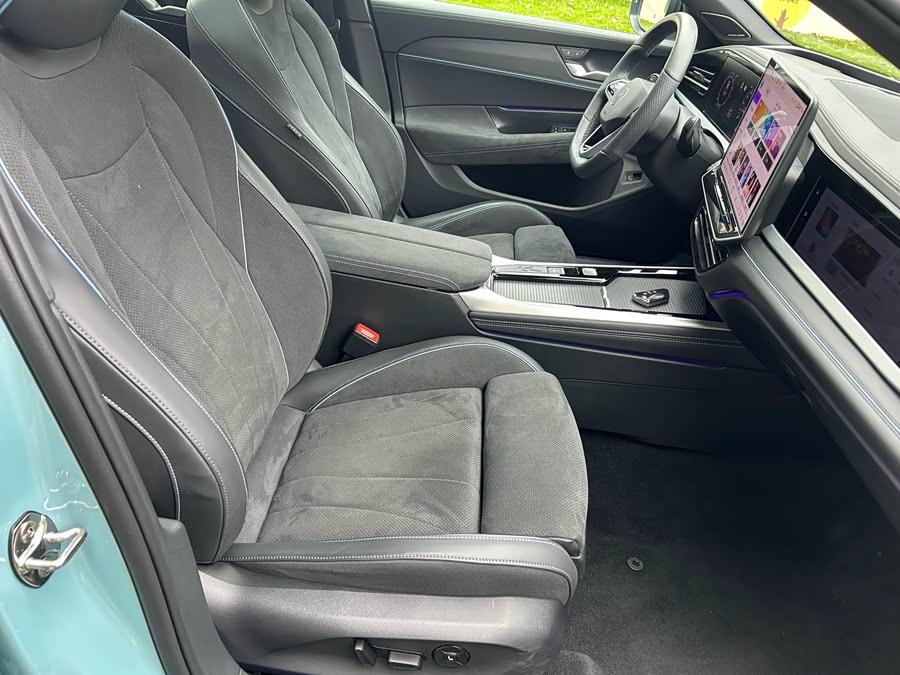 Volkswagen Passat 2024 изображение автомобиля #23