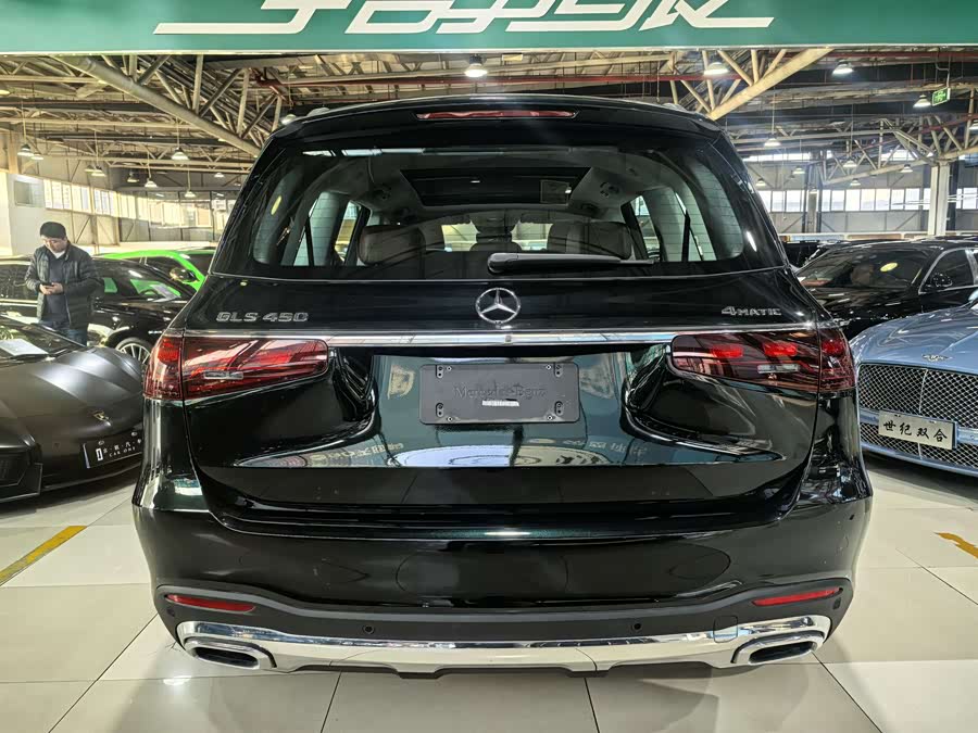 Mercedes-Benz GLS Class 2023 immagine di auto #23