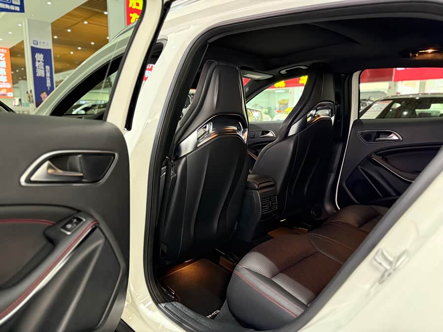 Mercedes-Benz GLA AMG 2015 car image #23