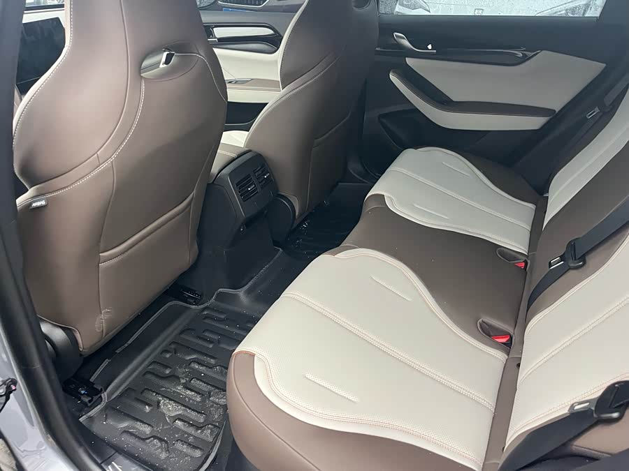 BYD Qin Plus 2024 #23 BYD Qin Plus 2024 car image #23