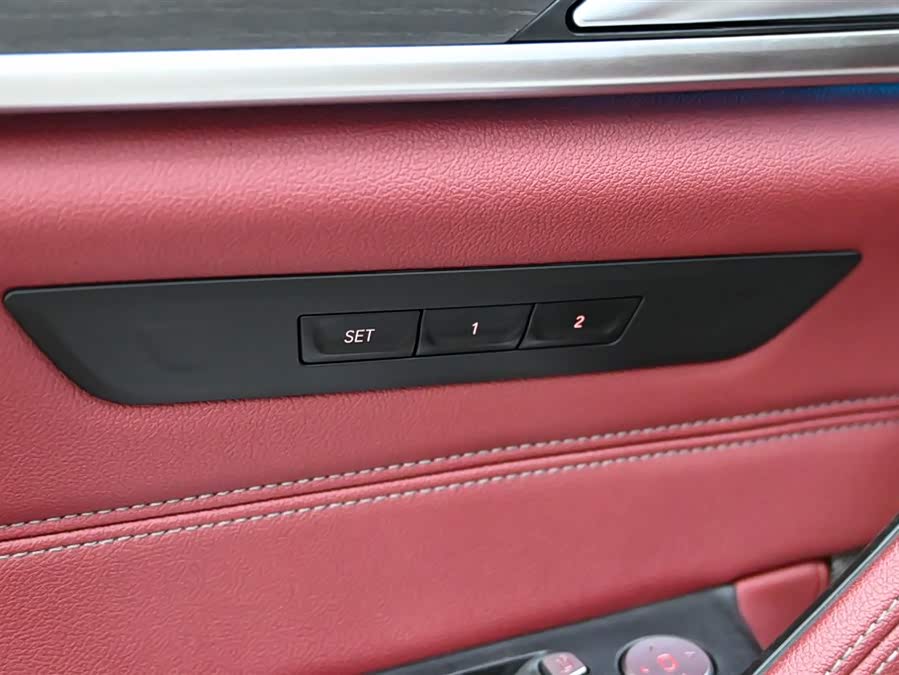 BMW 5 Series New Energy 2022 car image #23