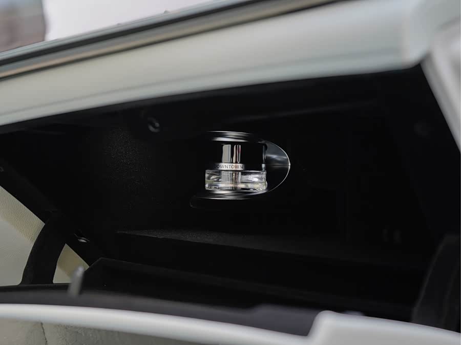 Mercedes-Benz 2023 car image #23