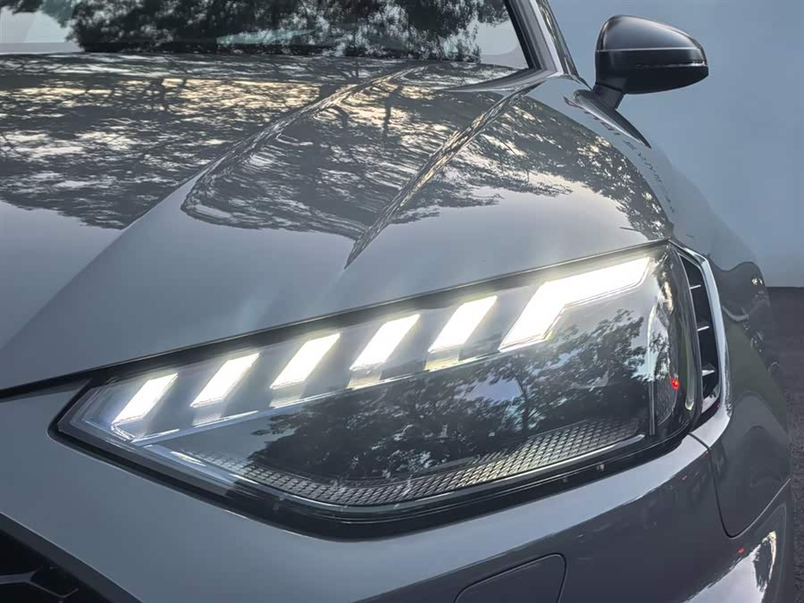 Audi RS 4 2023 immagine di auto #23