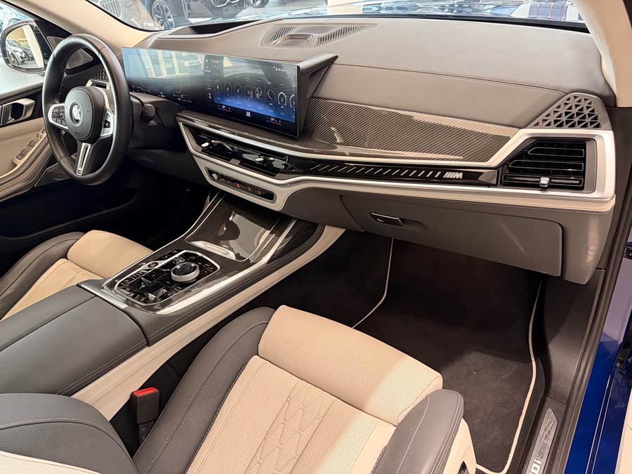 BMW X7 M60i #23 BMW X7 M60i imagen de coche #23