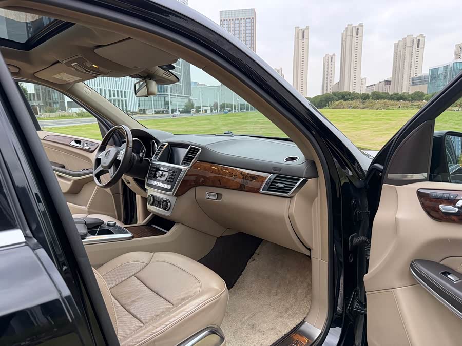 Mercedes-Benz GL Class 2013 #23 Mercedes-Benz GL Class 2013 car image #23