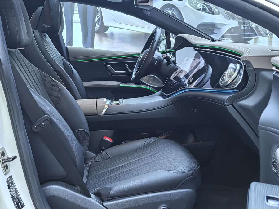 Mercedes-Benz EQS Class 2023 car image #23