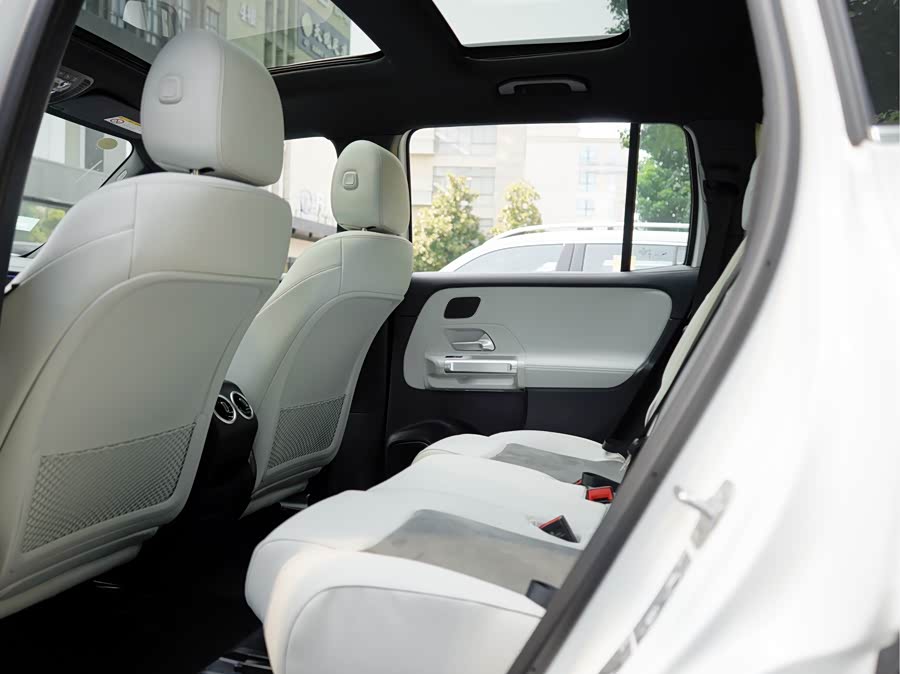 Mercedes-Benz EQB Class 2025 car image #23