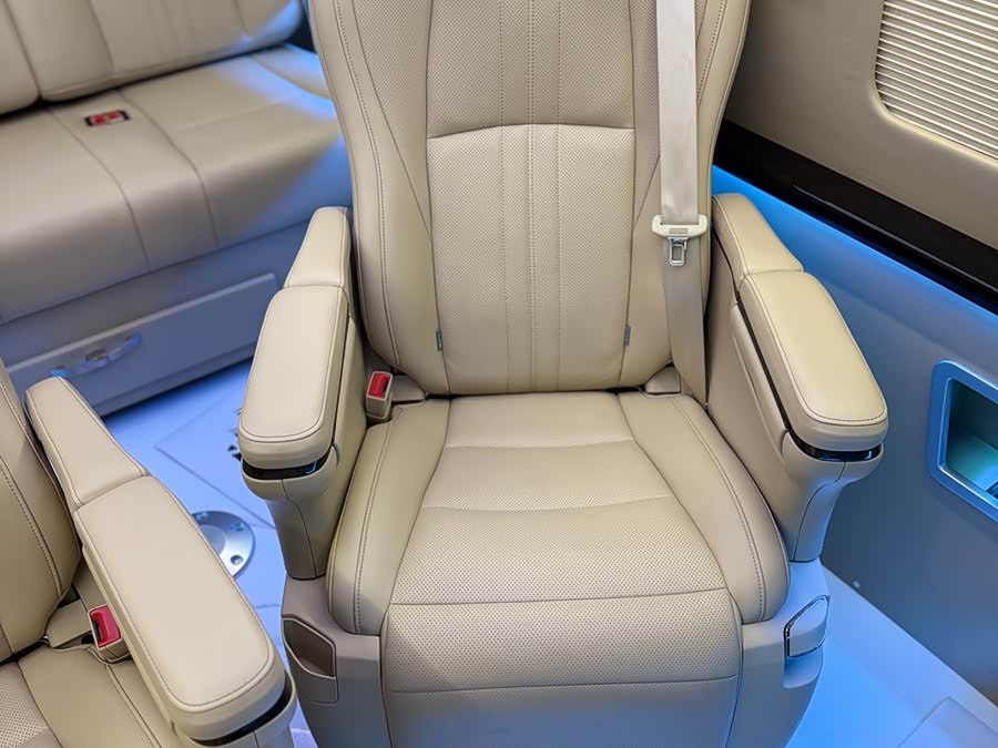 Toyota 2023 car image #23