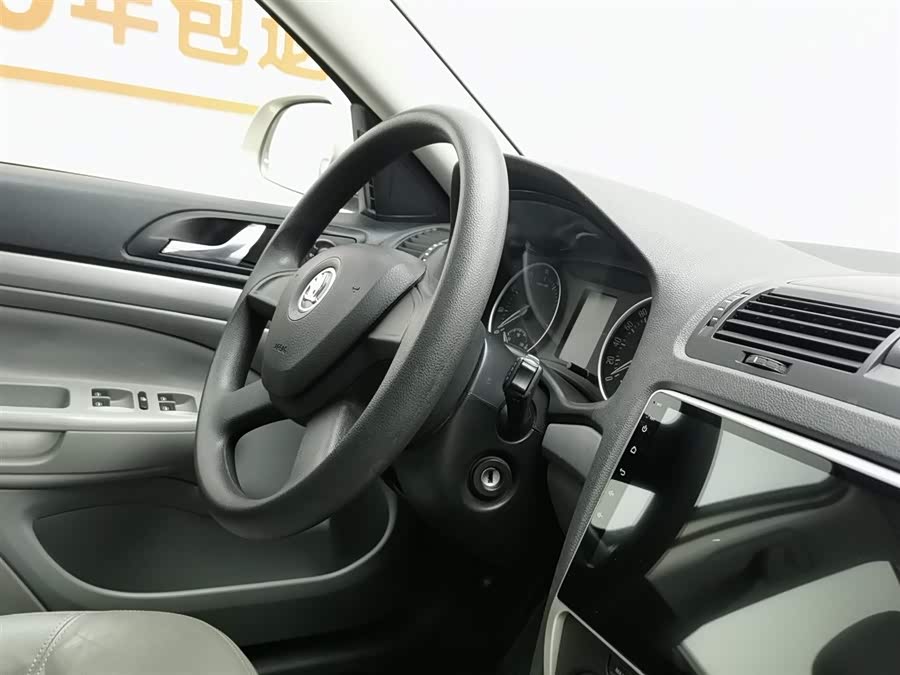 Skoda Octavia 2014 car image #23