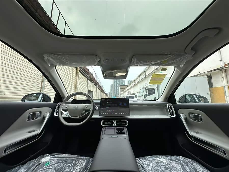 零跑汽车 零跑B01 2025 汽车图片 #23