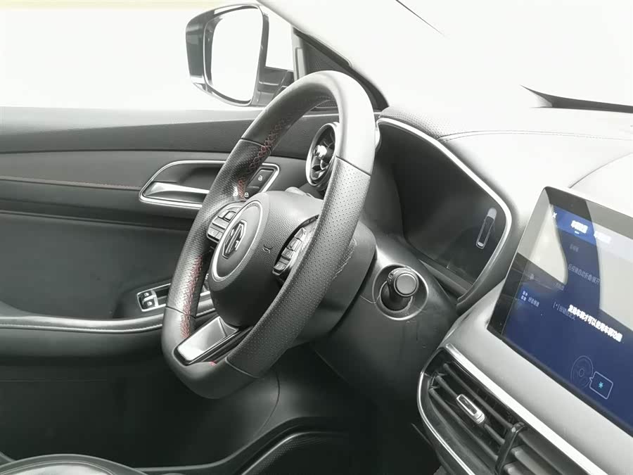 MG Pilot 2021 car image #23