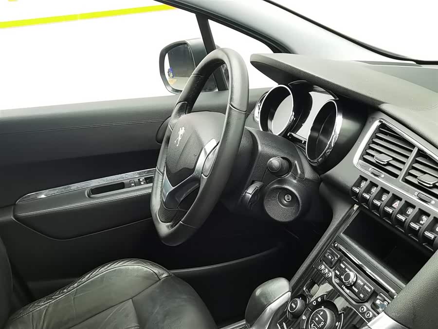 Peugeot 3008 2014 image de voiture #23