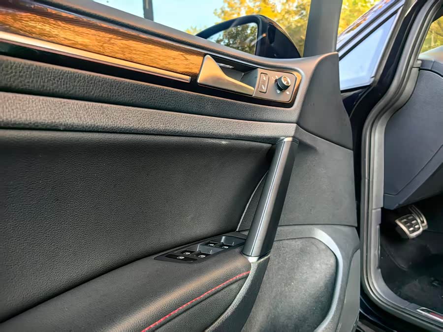 Volkswagen GolfGTI 2017 #23 Volkswagen GolfGTI 2017 car image #23