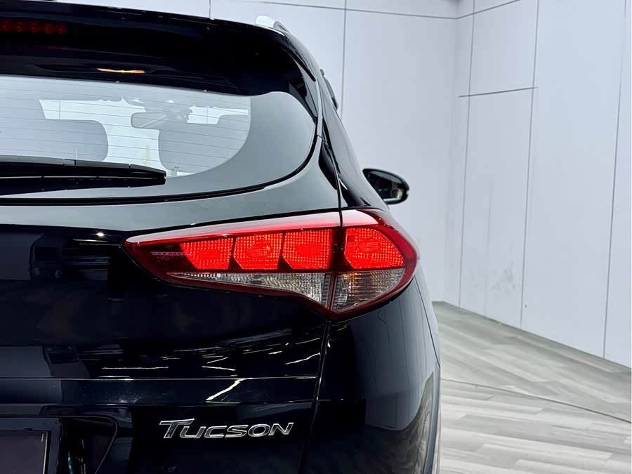 Hyundai Tucson 2016 car image #23