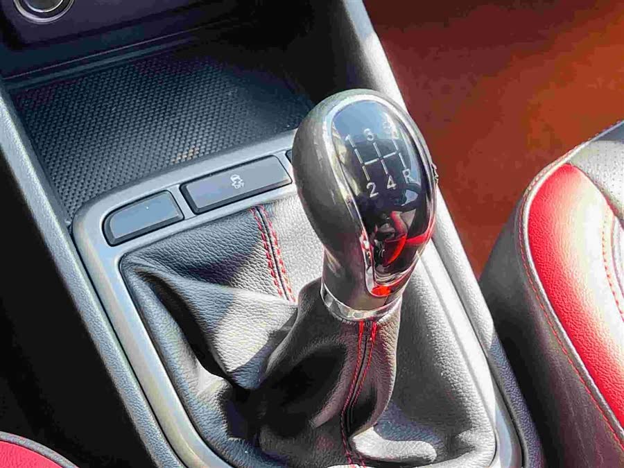 Changan Eado XT 2017 car image #23