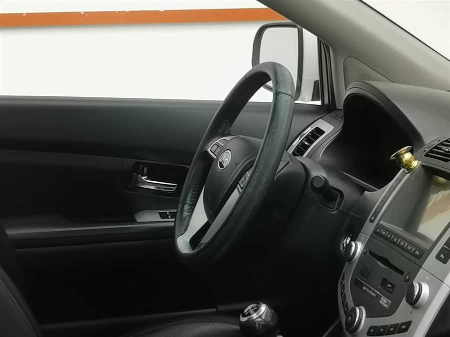 BYD S6 2015 #23 BYD S6 2015 car image #23