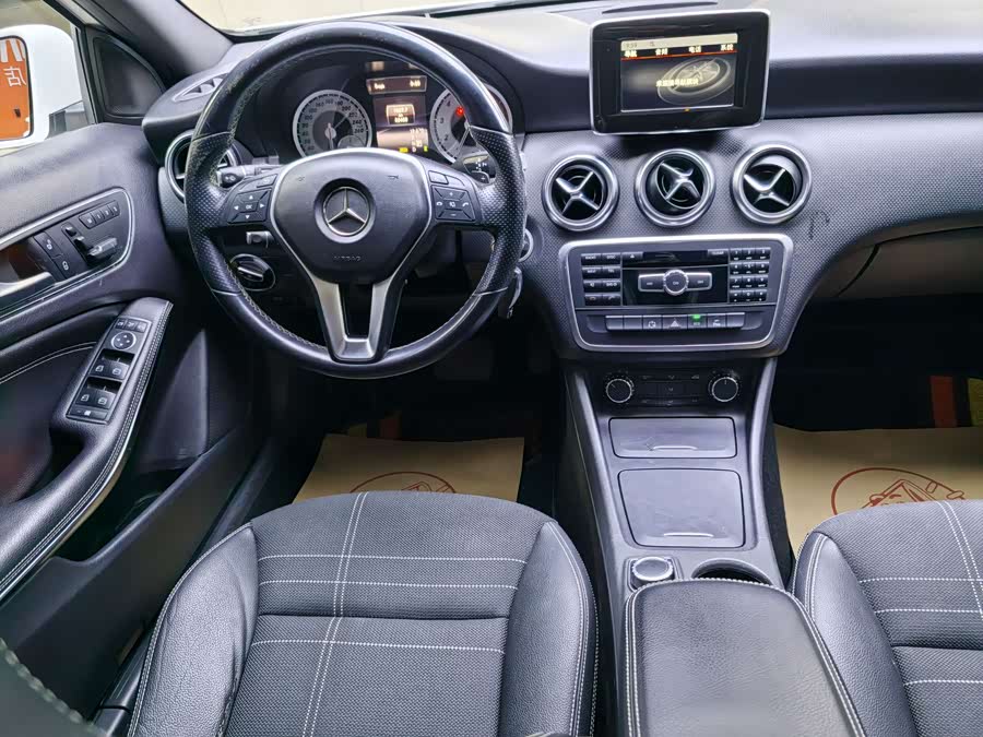 Mercedes-Benz A Class (Imported) 2014 #23 Mercedes-Benz A Class (Imported) 2014 car image #23
