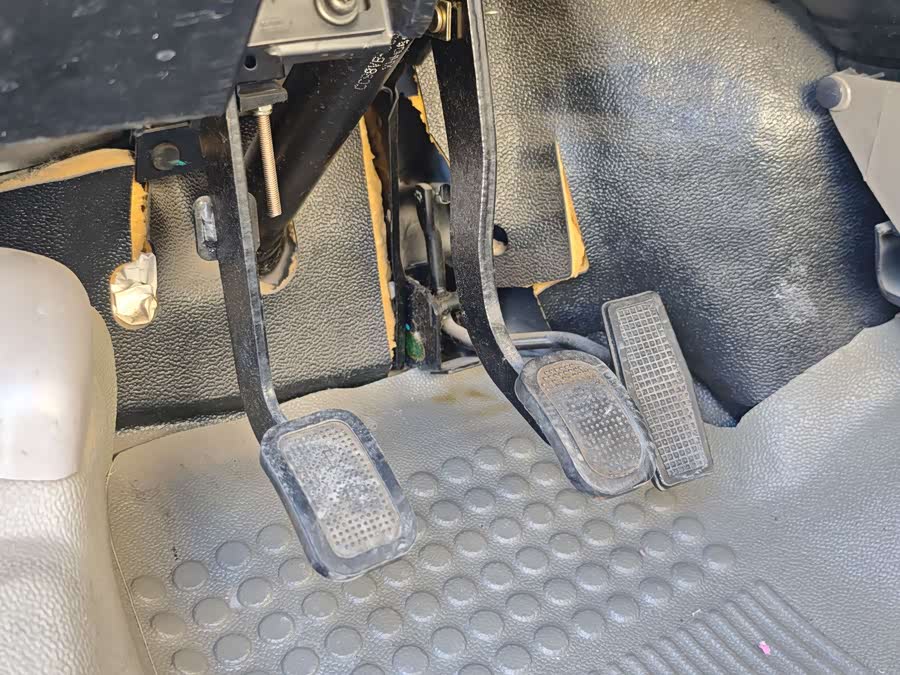 Ford Transit Classic 2015 car image #23