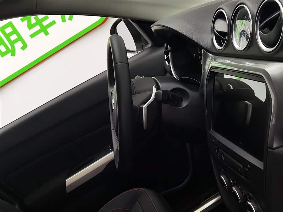 Suzuki Vitara 2017 immagine di auto #23