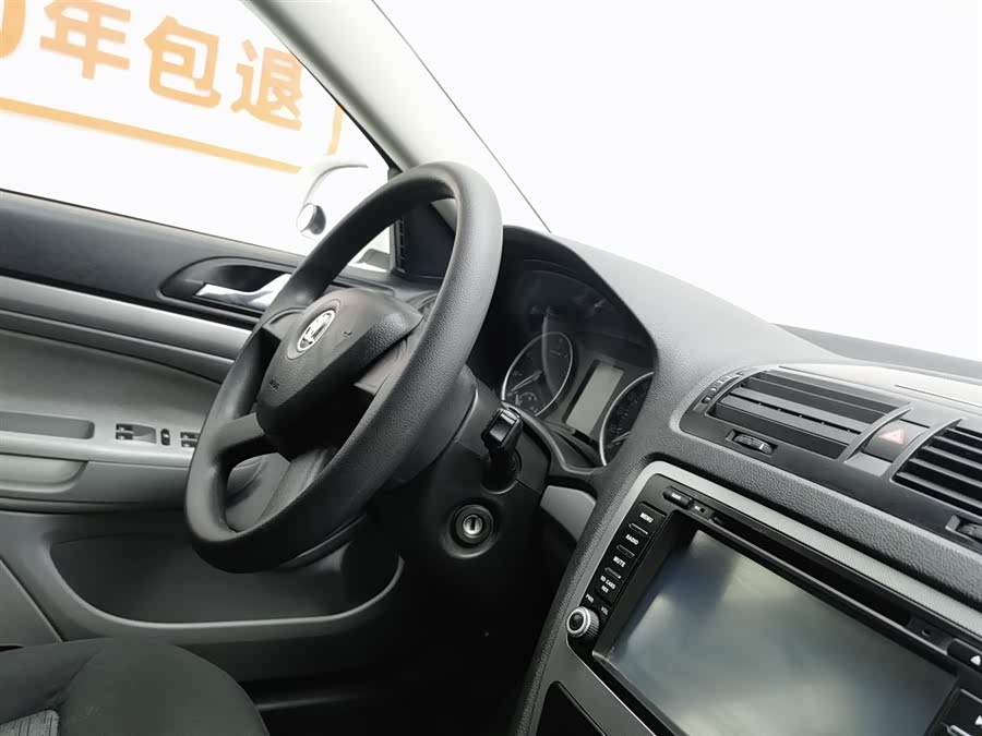 Skoda Octavia 2013 car image #23