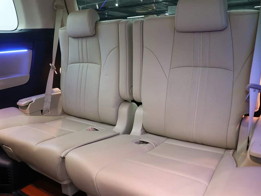 Toyota Vellfire 2023 #23 Toyota Vellfire 2023 صورة سيارة #23