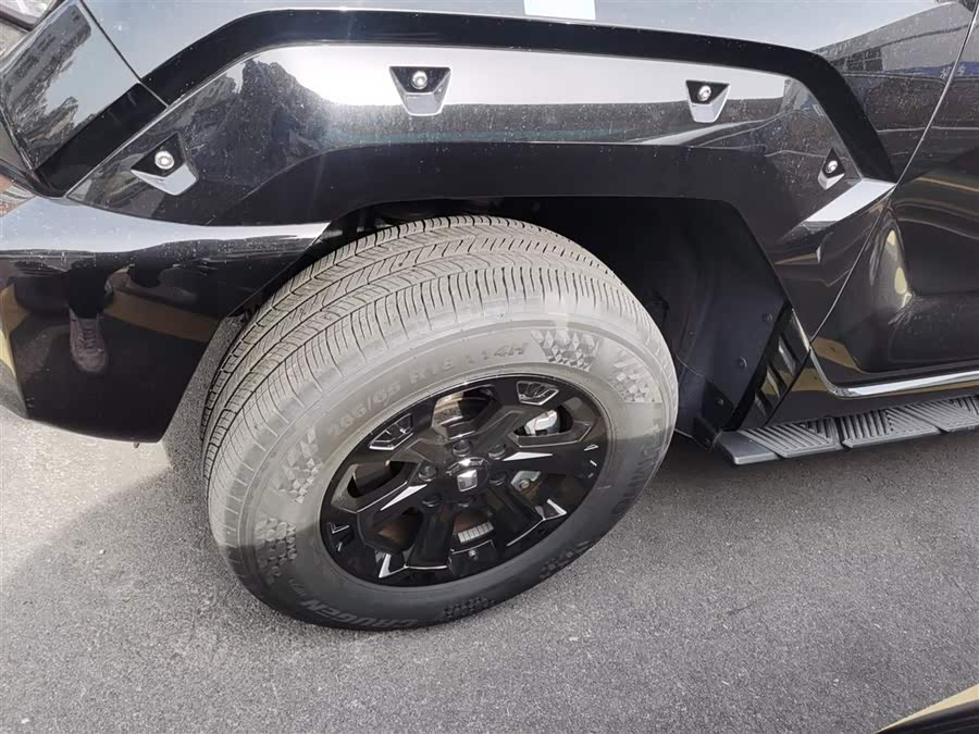 Tank 400 2024 imagen de coche #23