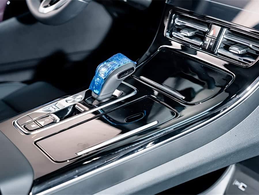 GAC Trumpchi E9 2024 car image #23