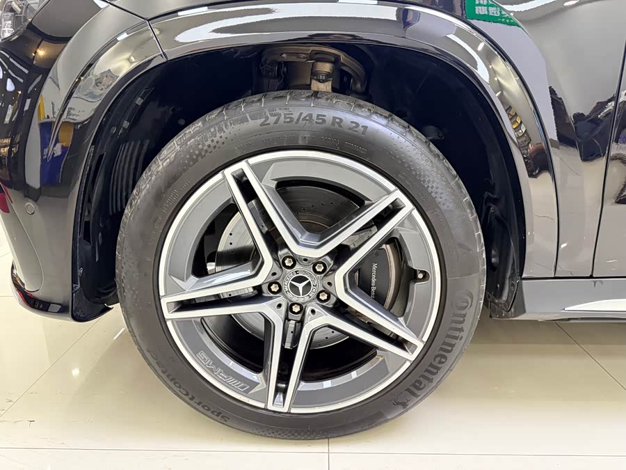 Mercedes-Benz GLS Class 2024 car image #23