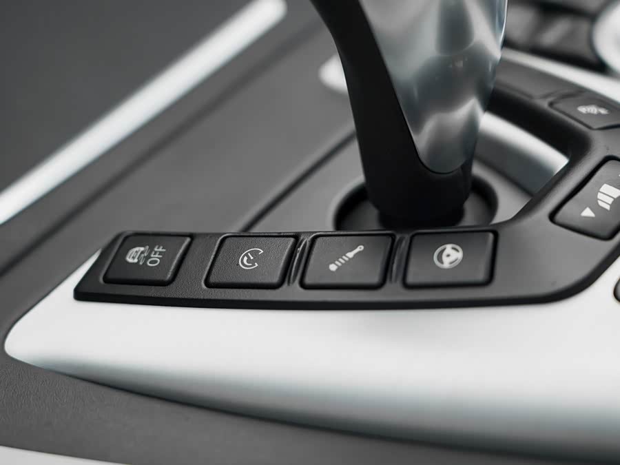 BMW M5 2012 #23 BMW M5 2012 car image #23